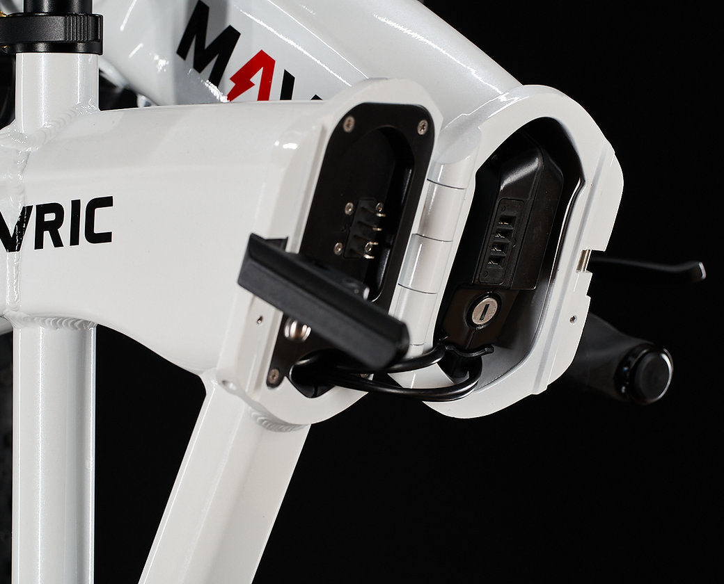 Mavric Misfit - WHITE